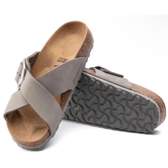 Birkenstock Shoes - NWT/NIB Womens Birkenstock Siena II Big Buckle Dove Gray Size 37/US 6-6.5